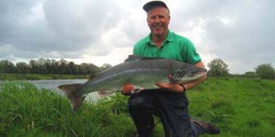 Hants Avon Salmon OnlineFishing.jpg